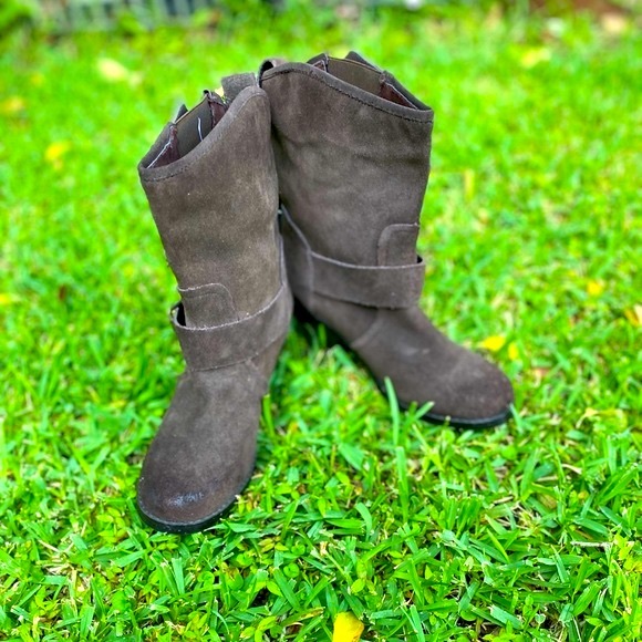 Dolce Vita Leather Western Boots - Picture 5 of 9